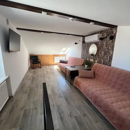 Light & Warm House Apartment Odesa