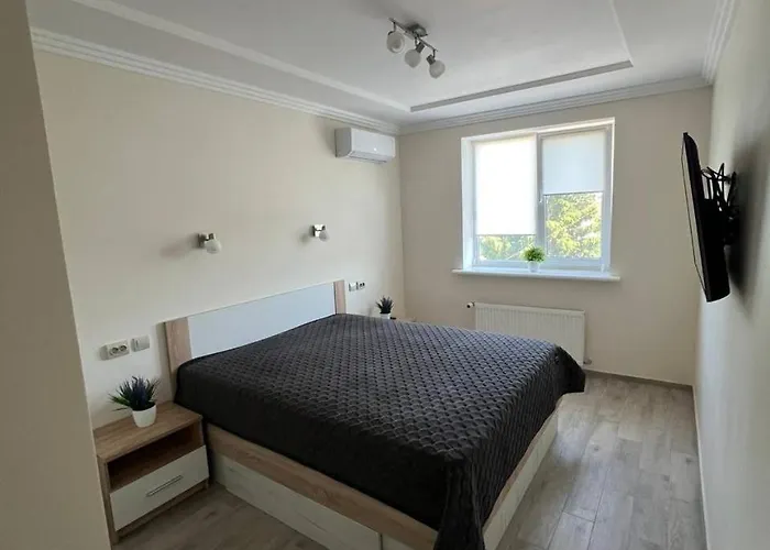 Light & Warm House Apartment