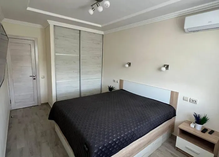 Light & Warm House Апартаменти Одеса